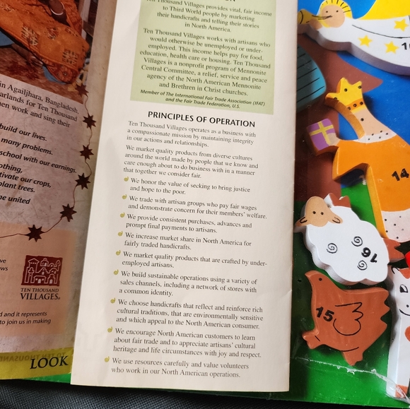 Wood crafted Nativity Puzzle - Picture 5 of 12